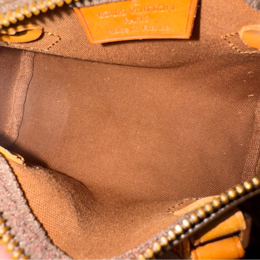 Louis Vuitton Mini Speedy Bag - Picture 13 of 16